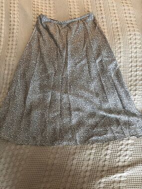 Women’s Black and White Printed Satin A-Line Skirt